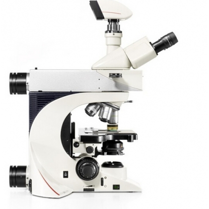 通過(guò)高質(zhì)量的顯微鏡物鏡看到明亮的圖像